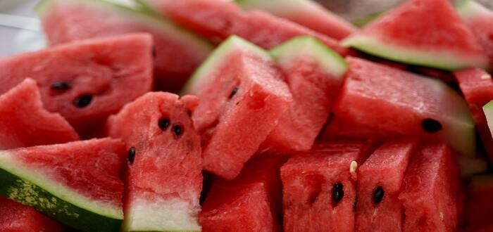 Pedaços das frutas vermelhas melancias